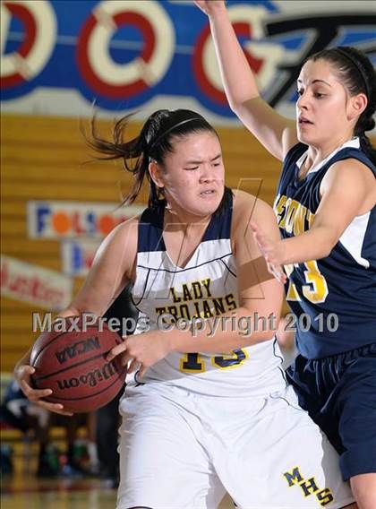 Thumbnail 1 in Rosemont vs. Milpitas (Lady Bulldogs Winter Classic) photogallery.