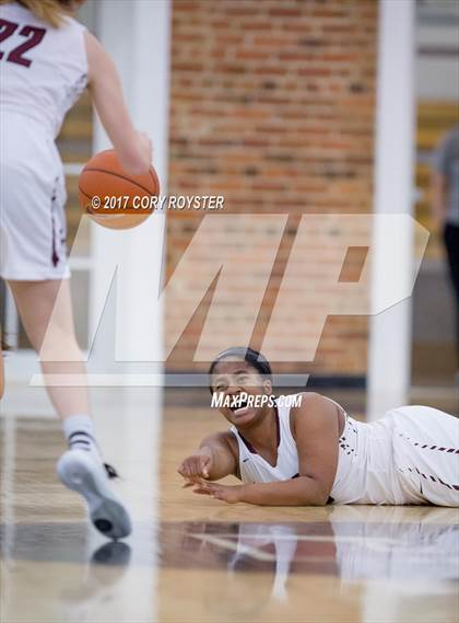 Thumbnail 1 in Episcopal vs Potomac (VISAA Division 1 Final) photogallery.