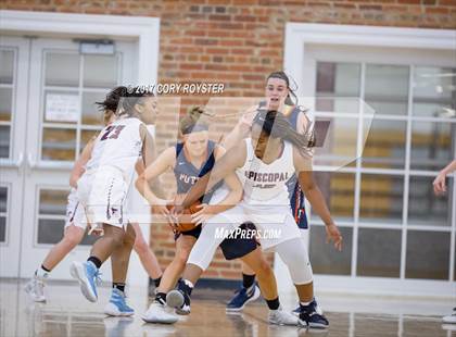 Thumbnail 3 in Episcopal vs Potomac (VISAA Division 1 Final) photogallery.
