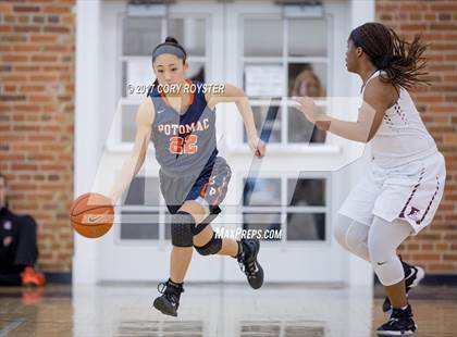 Thumbnail 2 in Episcopal vs Potomac (VISAA Division 1 Final) photogallery.