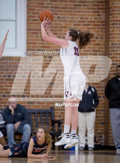 Thumbnail 1 in Episcopal vs Potomac (VISAA Division 1 Final) photogallery.