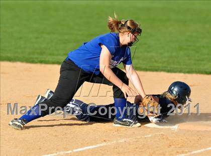 Thumbnail 2 in Skyview vs Emmett (4A District Tournament, Championship Game) photogallery.