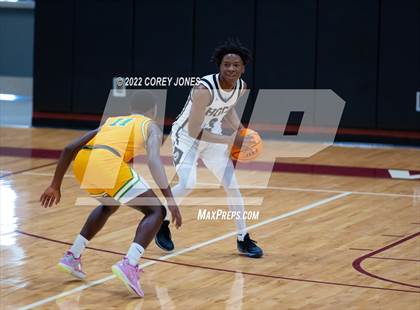 Thumbnail 3 in Dublin vs Houston County (Hypesouth Hardwood Invitational)  photogallery.