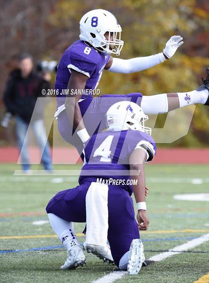 Thumbnail 1 in Scarsdale vs. New Rochelle (Section 1 Class AA Final) photogallery.