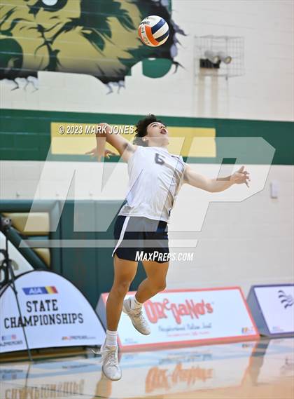 Thumbnail 1 in Perry vs. Highland (AIA 6A Final) photogallery.