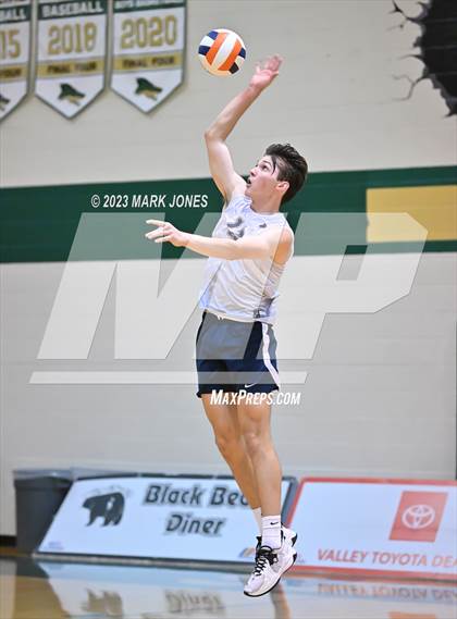 Thumbnail 2 in Perry vs. Highland (AIA 6A Final) photogallery.