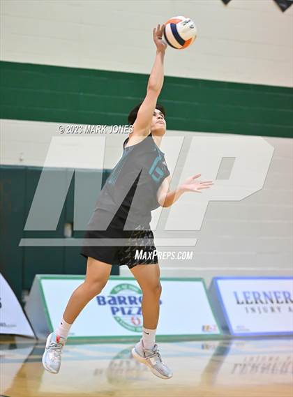 Thumbnail 2 in Perry vs. Highland (AIA 6A Final) photogallery.