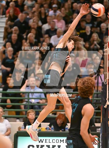 Thumbnail 1 in Perry vs. Highland (AIA 6A Final) photogallery.