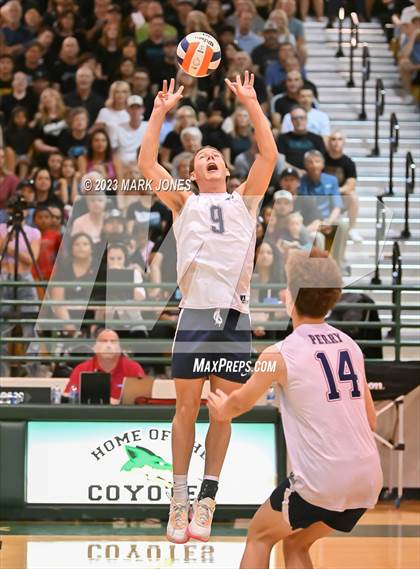 Thumbnail 2 in Perry vs. Highland (AIA 6A Final) photogallery.