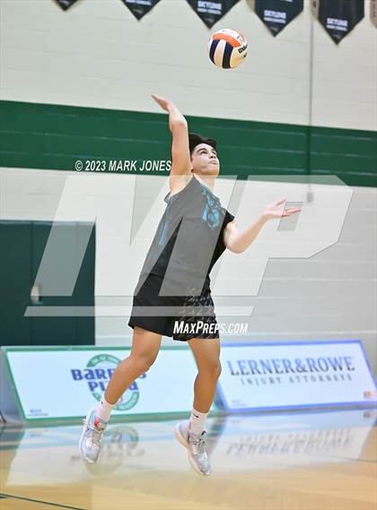Thumbnail 1 in Perry vs. Highland (AIA 6A Final) photogallery.