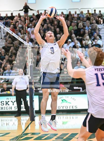 Thumbnail 2 in Perry vs. Highland (AIA 6A Final) photogallery.