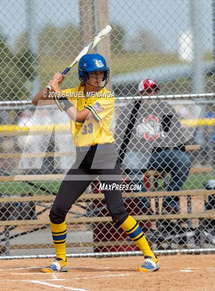 Thumbnail 1 in North Platte vs. Pius X photogallery.