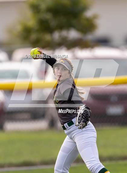 Thumbnail 2 in North Platte vs. Pius X photogallery.