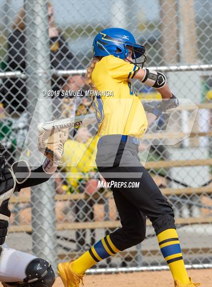 Thumbnail 1 in North Platte vs. Pius X photogallery.