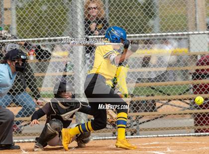 Thumbnail 2 in North Platte vs. Pius X photogallery.