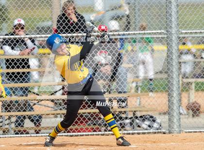Thumbnail 2 in North Platte vs. Pius X photogallery.