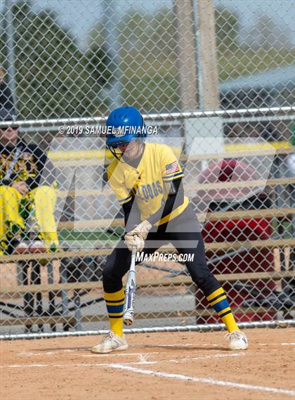 Thumbnail 2 in North Platte vs. Pius X photogallery.