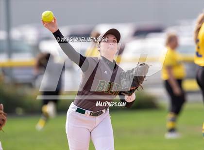 Thumbnail 2 in North Platte vs. Pius X photogallery.