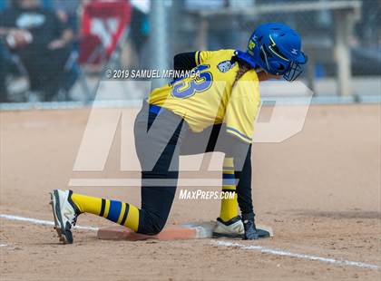 Thumbnail 2 in North Platte vs. Pius X photogallery.