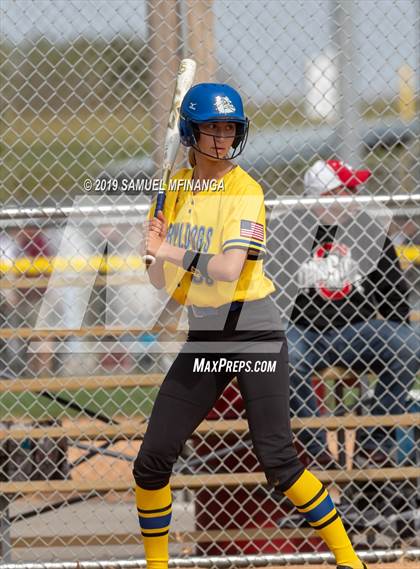 Thumbnail 2 in North Platte vs. Pius X photogallery.