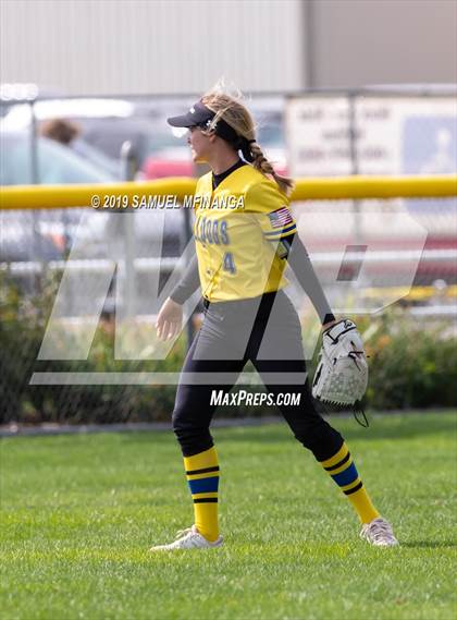 Thumbnail 3 in North Platte vs. Pius X photogallery.