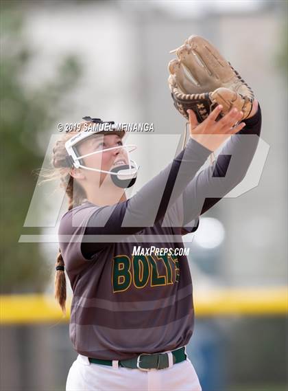 Thumbnail 2 in North Platte vs. Pius X photogallery.