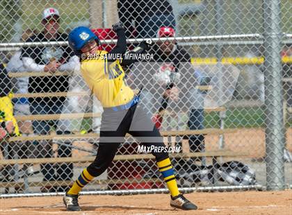 Thumbnail 3 in North Platte vs. Pius X photogallery.
