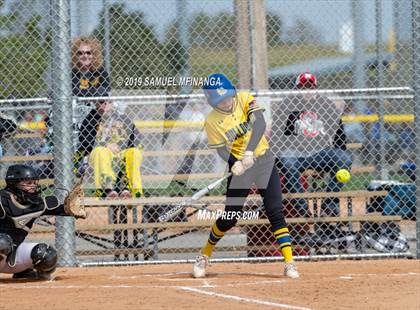 Thumbnail 1 in North Platte vs. Pius X photogallery.