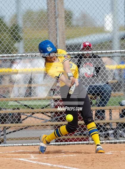 Thumbnail 3 in North Platte vs. Pius X photogallery.