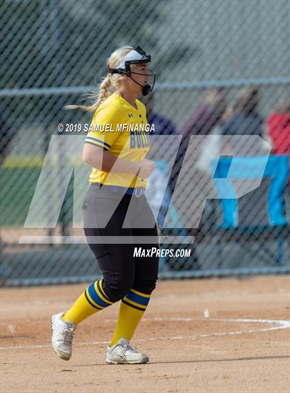 Thumbnail 3 in North Platte vs. Pius X photogallery.