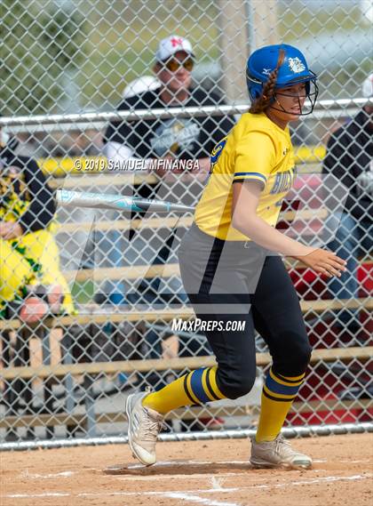 Thumbnail 1 in North Platte vs. Pius X photogallery.