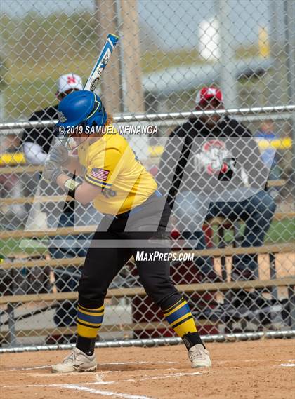 Thumbnail 1 in North Platte vs. Pius X photogallery.