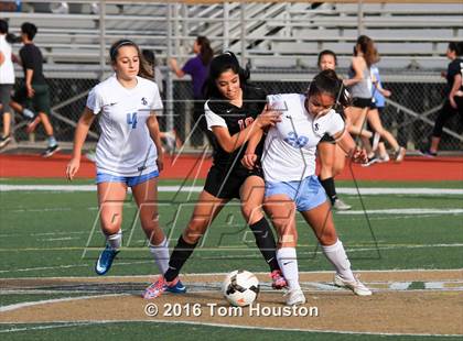Thumbnail 2 in St. Lucy's vs Etiwanda photogallery.