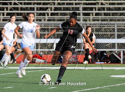 Thumbnail 2 in St. Lucy's vs Etiwanda photogallery.