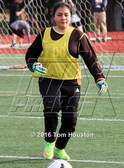 Thumbnail 2 in St. Lucy's vs Etiwanda photogallery.