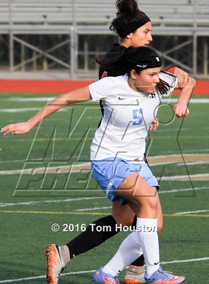 Thumbnail 1 in St. Lucy's vs Etiwanda photogallery.