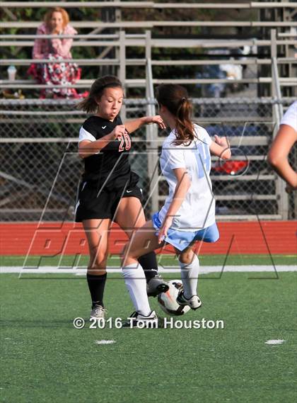 Thumbnail 2 in St. Lucy's vs Etiwanda photogallery.