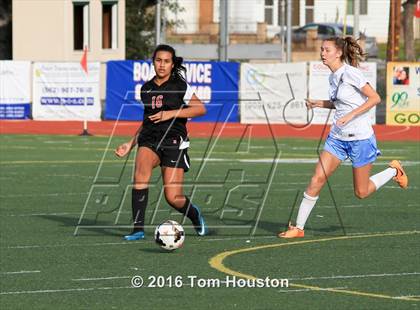 Thumbnail 3 in St. Lucy's vs Etiwanda photogallery.