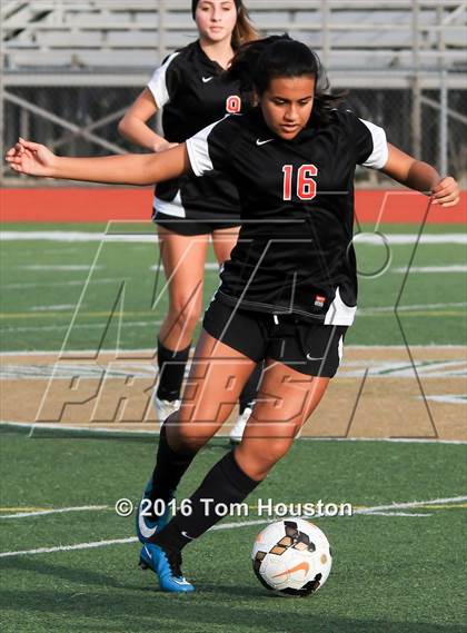 Thumbnail 1 in St. Lucy's vs Etiwanda photogallery.