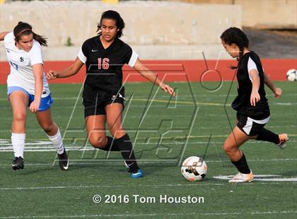 Thumbnail 1 in St. Lucy's vs Etiwanda photogallery.