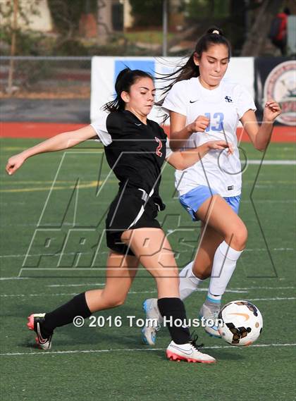 Thumbnail 3 in St. Lucy's vs Etiwanda photogallery.