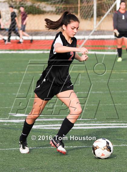 Thumbnail 2 in St. Lucy's vs Etiwanda photogallery.