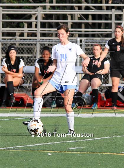 Thumbnail 3 in St. Lucy's vs Etiwanda photogallery.