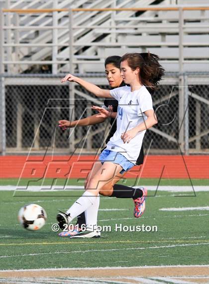 Thumbnail 1 in St. Lucy's vs Etiwanda photogallery.