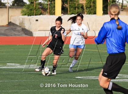 Thumbnail 3 in St. Lucy's vs Etiwanda photogallery.