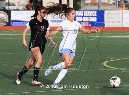 Thumbnail 2 in St. Lucy's vs Etiwanda photogallery.
