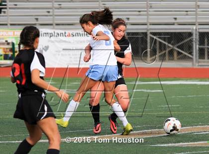 Thumbnail 2 in St. Lucy's vs Etiwanda photogallery.