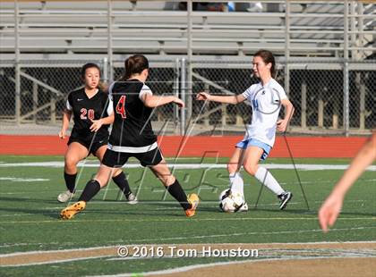 Thumbnail 2 in St. Lucy's vs Etiwanda photogallery.