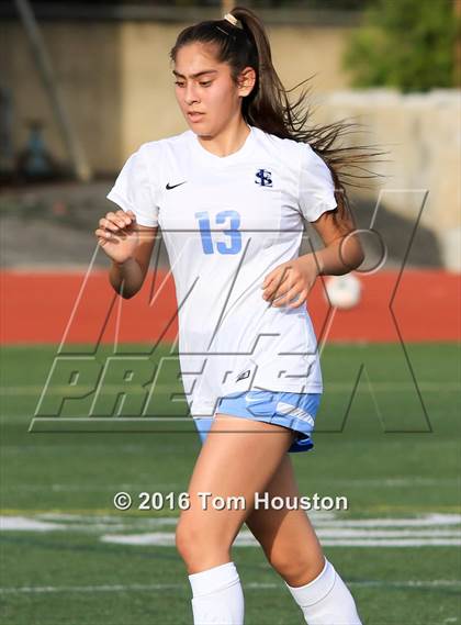 Thumbnail 3 in St. Lucy's vs Etiwanda photogallery.