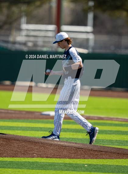 Thumbnail 1 in Dallas Jesuit vs. North Forney (Warrior-Panther Classic) photogallery.